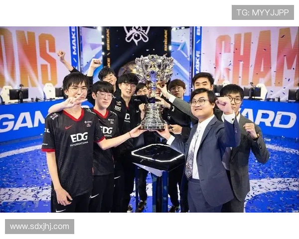 LOL双冠王选手数量揭秘及他们背后的成长历程分析 LOL双冠王选手数量揭秘及他们背后的成长历程分析