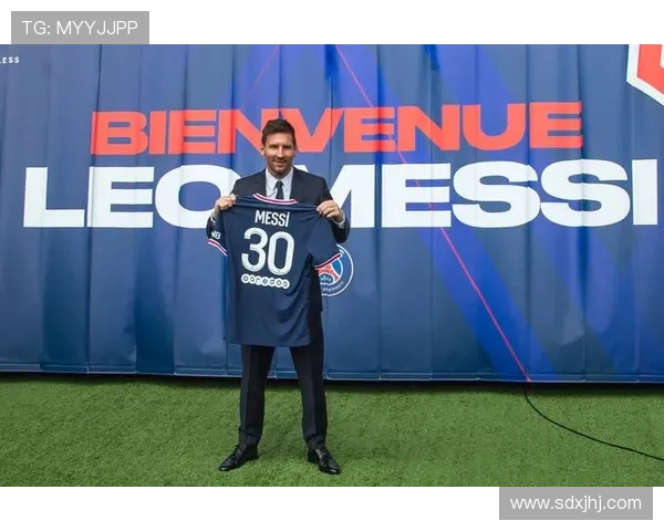 梅西加盟巴黎圣日耳曼,引发足球界震撼 梅西加盟巴黎圣日耳曼,引发足球界震撼