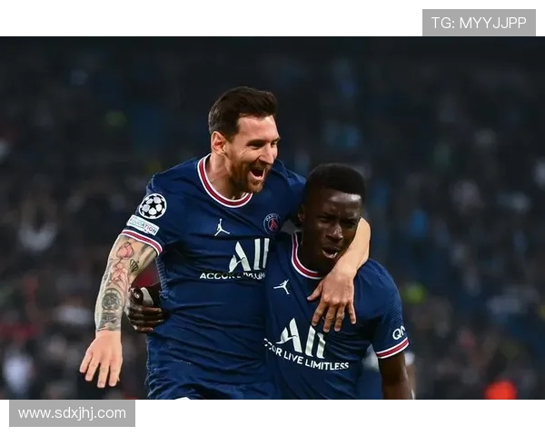 梅西转会传闻再起 巴黎圣日耳曼考虑签约更多世界级球员 梅西转会传闻再起 巴黎圣日耳曼考虑签约更多世界级球员