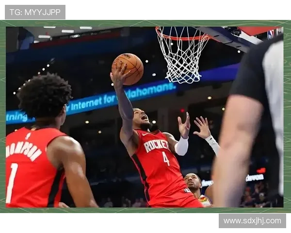 火箭队迎来新赛季挑战 年轻球员崭露头角 老将经验助力球队进步