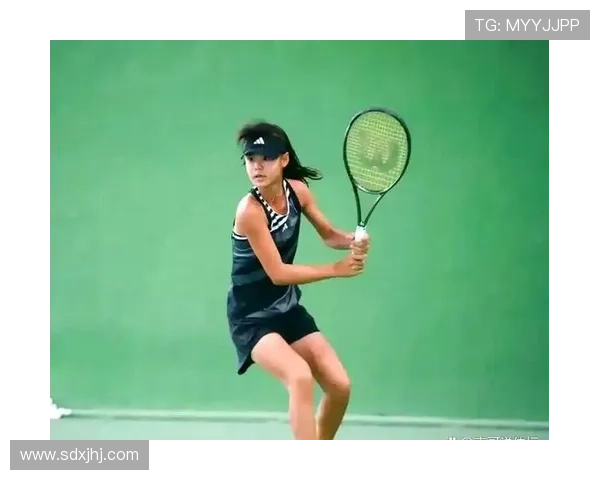 网球巨星新星崛起：2025年赛季各大赛事回顾与前瞻