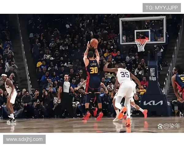 NBA巨星领衔激战东部焦点大战引爆赛季高潮风云再起巅峰对决战 NBA巨星领衔激战东部焦点大战引爆赛季高潮风云再起巅峰对决战