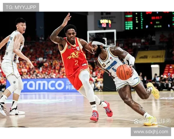 中国篮球队逆袭夺冠 打破历史纪录 展现全新实力