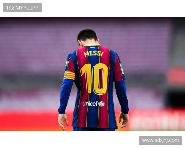 梅西重返巴萨传闻不断 球迷期待与新队友共同创造辉煌