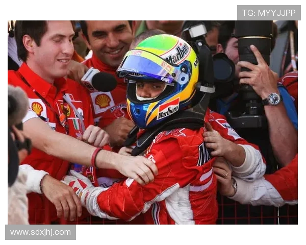 F1新赛季焦点赛事与车队动态引发全球车迷热议技术规则变化成为关注核心